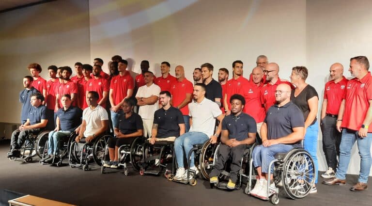 L’équipe basket fauteuil présentée aux partenaires