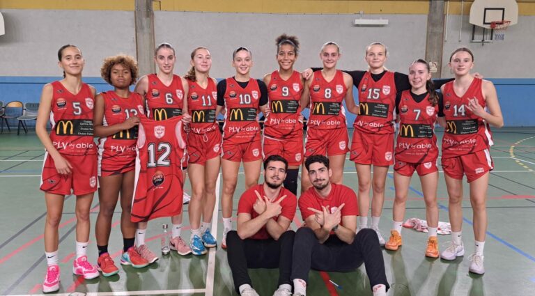 Encore une victoire avant les vacances pour nos U18 F Région