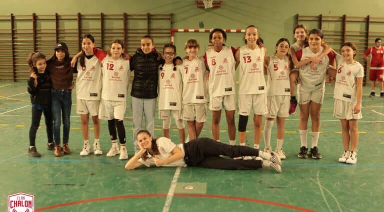 Les U13 filles départ retrouvent le chemin de la victoire !